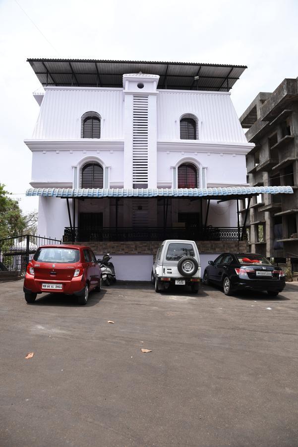 The Sky Inn Navi Mumbai Eksteriør billede